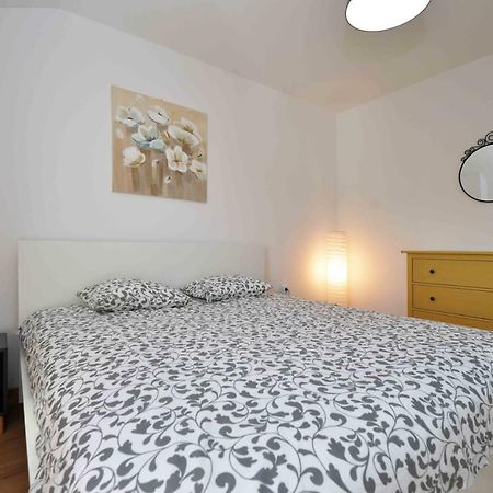 בטינה Apartments Enida מראה חיצוני תמונה